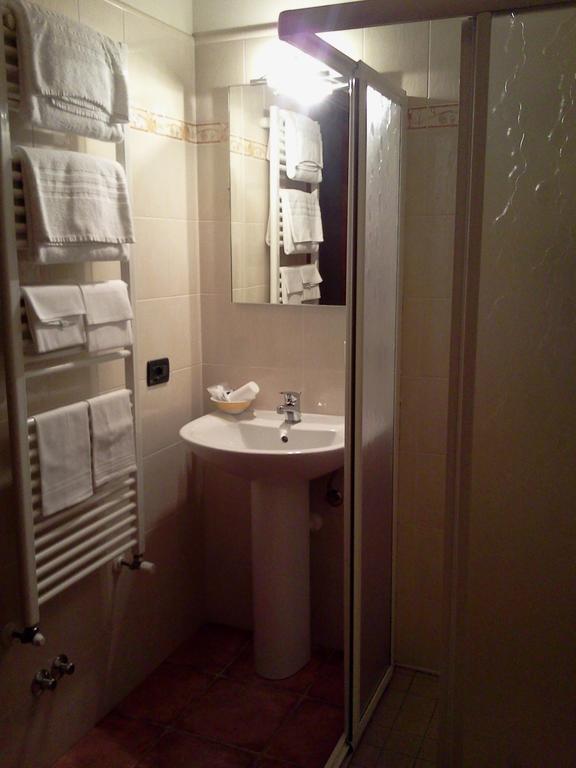 Albergo Al Portico Azzano Decimo Стая снимка