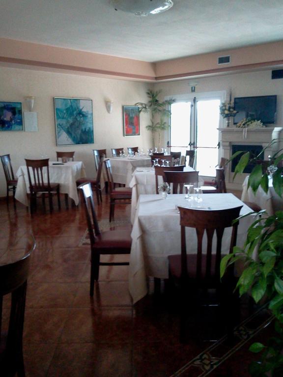 Albergo Al Portico Azzano Decimo Екстериор снимка