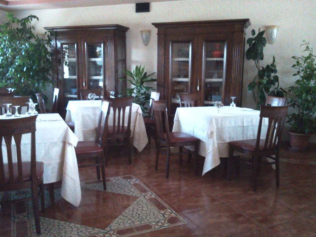 Albergo Al Portico Azzano Decimo Екстериор снимка