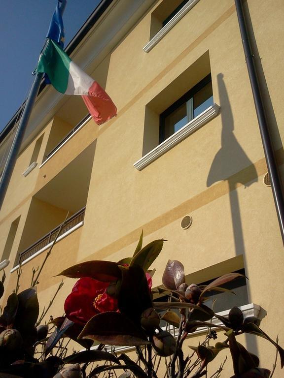 Albergo Al Portico Azzano Decimo Екстериор снимка