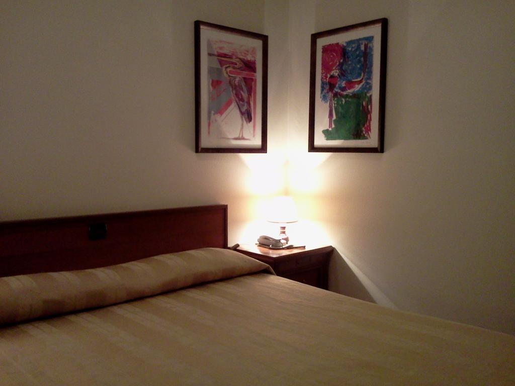 Albergo Al Portico Azzano Decimo Стая снимка